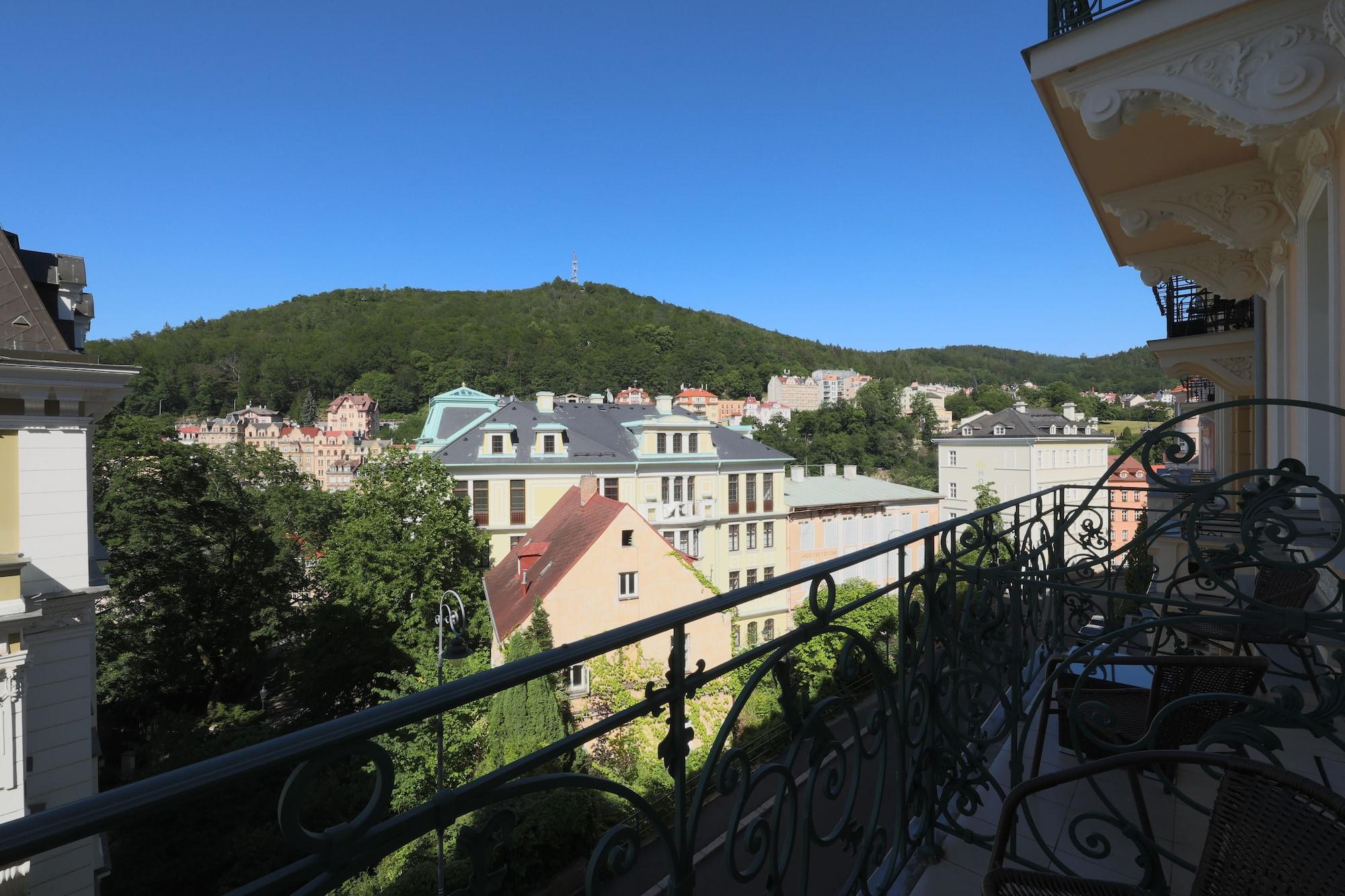 Luxury Spa Hotel Olympic Palace Karlovy Vary Esterno foto