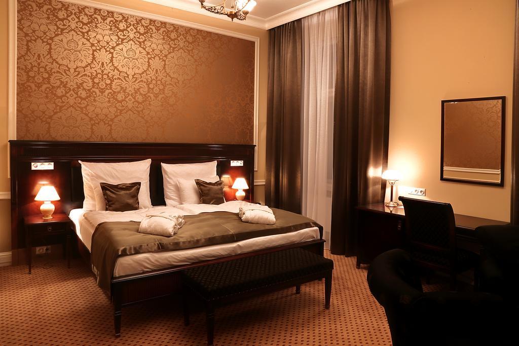 Luxury Spa Hotel Olympic Palace Karlovy Vary Esterno foto